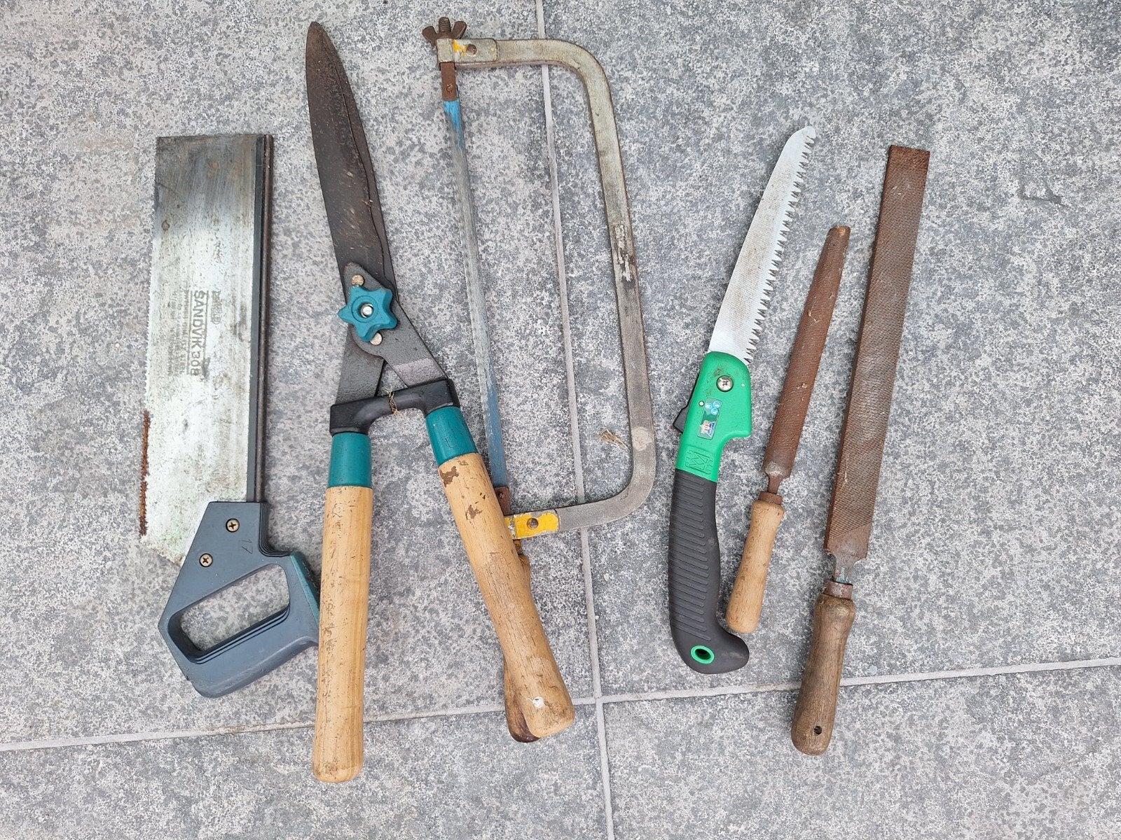 6 stukken gereedschap, Doe-het-zelf en Bouw, Ophalen, Gebruikt, Zaag