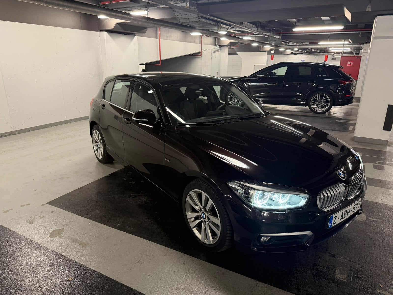 Bmw 116 i 2016, Bruin, Leder en Stof, 5 deurs, Particulier