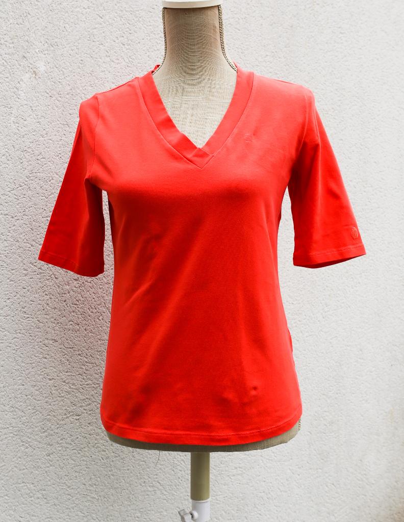 Margittes T38 oranjerood t-shirt, Maat 38/40 (M), Margittes, Ophalen of Verzenden, Zo goed als nieuw