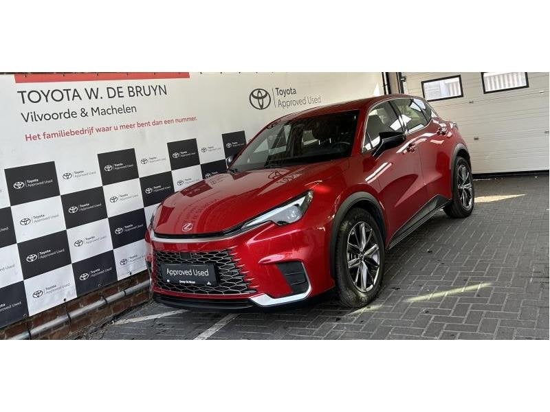 Lexus LBX Relax, Autos, Lexus, Rouge, Achat, https://public.car-pass.be/vhr/234a0d8f-ff44-48bf-988f-c7b48c22ae21, Euro 6