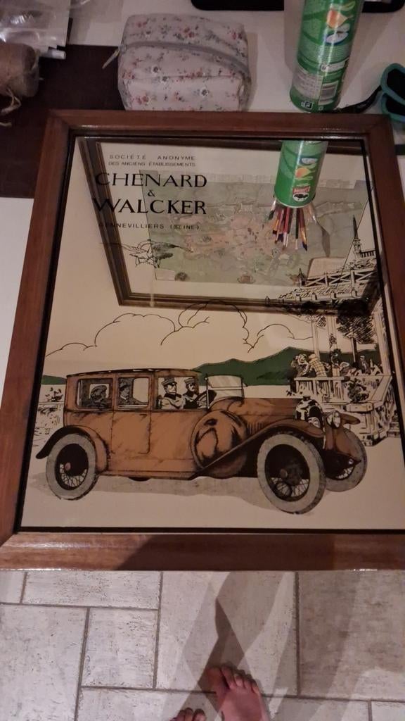 Dit is een vintage Art Deco spiegel van een France garage, Enlèvement ou Envoi, Carré, 50 à 100 cm, Moins de 100 cm