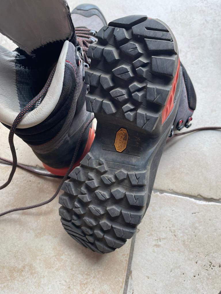 Wandelschoenen, Sport en Fitness, Ophalen of Verzenden, Zo goed als nieuw