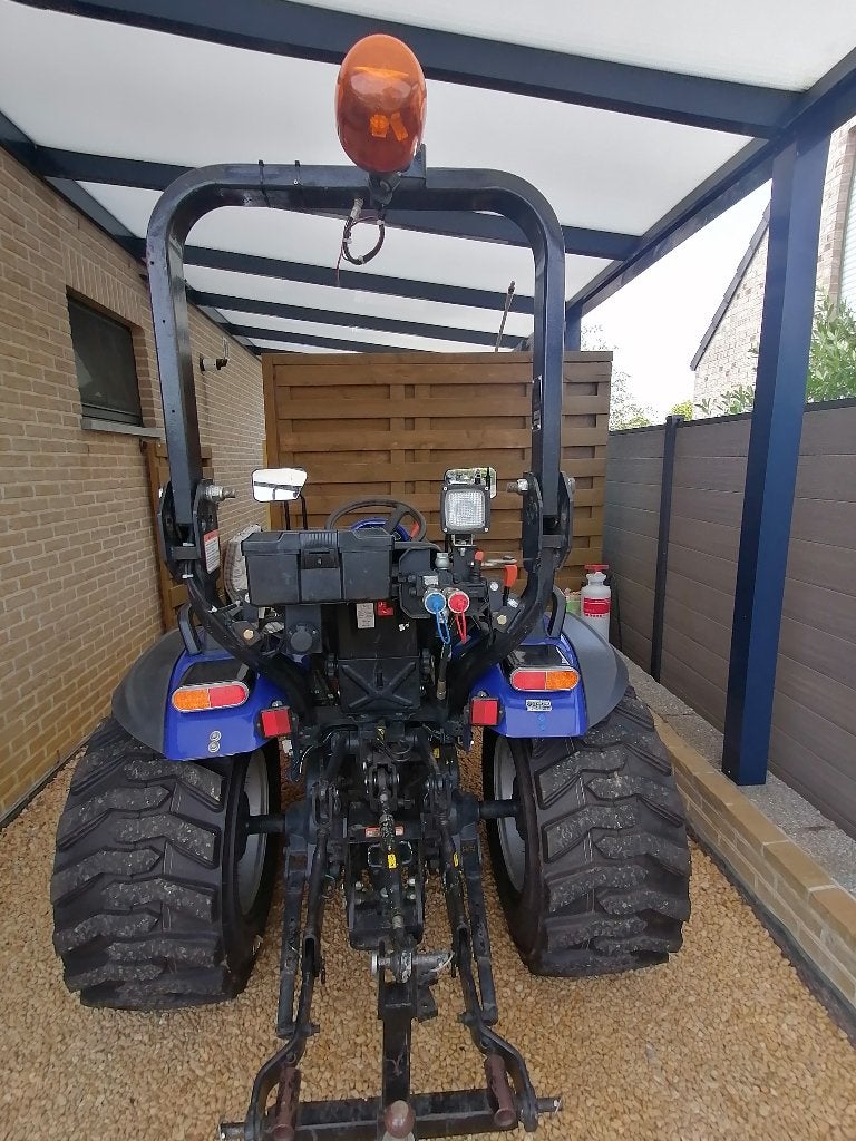 Tractor Farmtrac 26 4WD met bijhorende pistesleep, Zakelijke goederen, Landbouw | Tractoren, Ophalen
