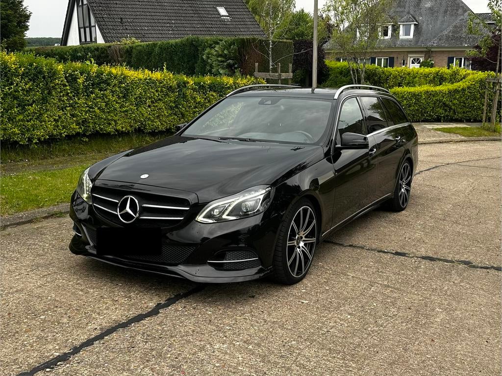 Mercedes-Benz E200 Automatique, Autos, Mercedes-Benz, Cuir, Euro 5, Achat, Toit ouvrant
