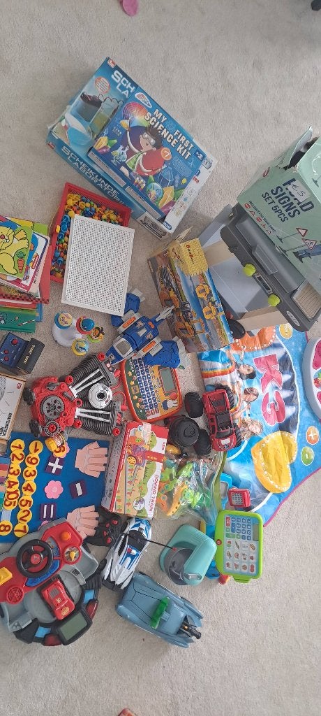 Groot speelgoedpakket  + GRATIS extra tas speelgoed, Kinderen en Baby's, Speelgoed | Educatief en Creatief, Ophalen