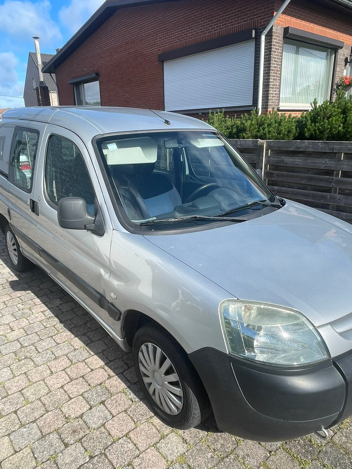 Peugeot partner 1.9D, Auto's, Bestelwagens en Lichte vracht, Voorwielaandrijving, Stof, Overige kleuren, Particulier