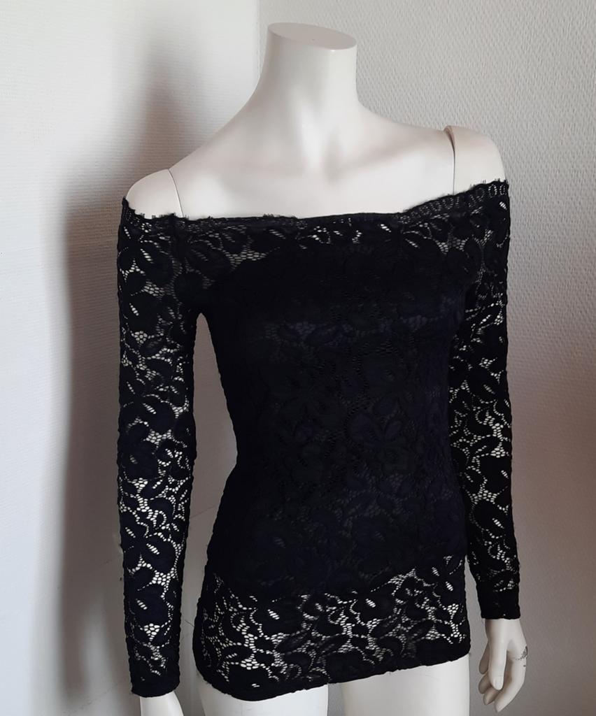 L.B.C Off shoulder longsleeve tshirt "S", Kleding | Dames, Blouses en Tunieken, L.B.C Lesara, Ophalen of Verzenden, Maat 36 (S)