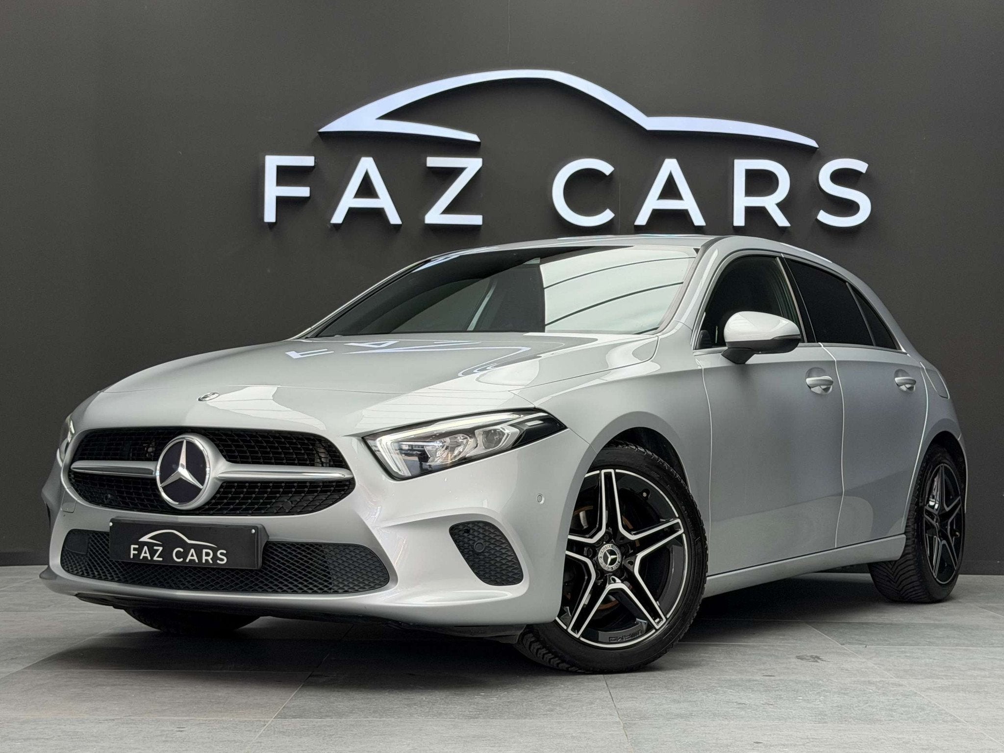 Mercedes-Benz A-Klasse 180 d * 1ER PROP + B-AUTO + LED + GAR, Achat, Entreprise, 116 ch, Noir