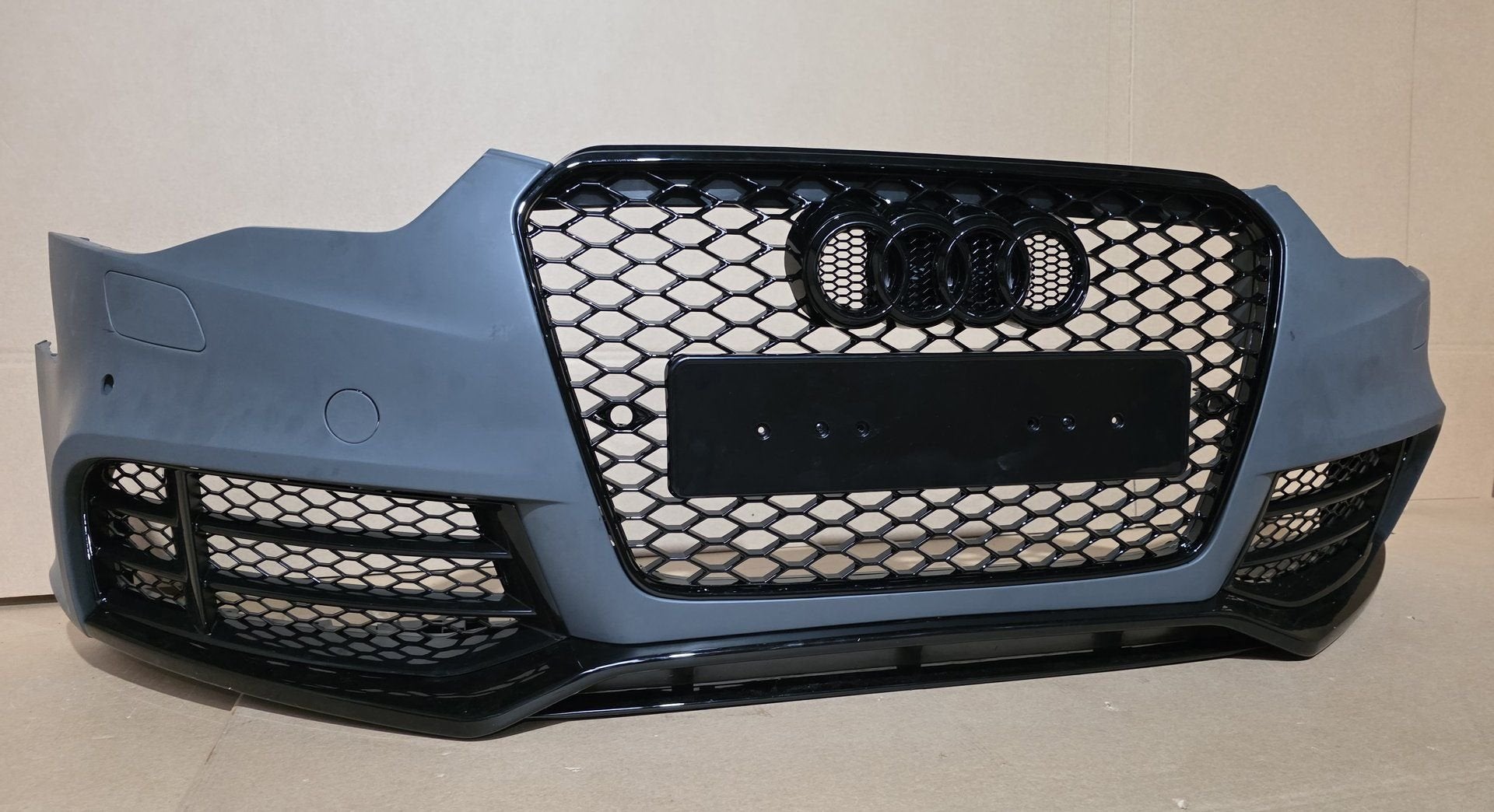 Voorbumper Audi A5 B8 8T0 Facelift RS5 LOOK NIEUW bj.2012-, Auto-onderdelen, Carrosserie, Bumper, Voor, Nieuw, Herkomst onderdeel bekend