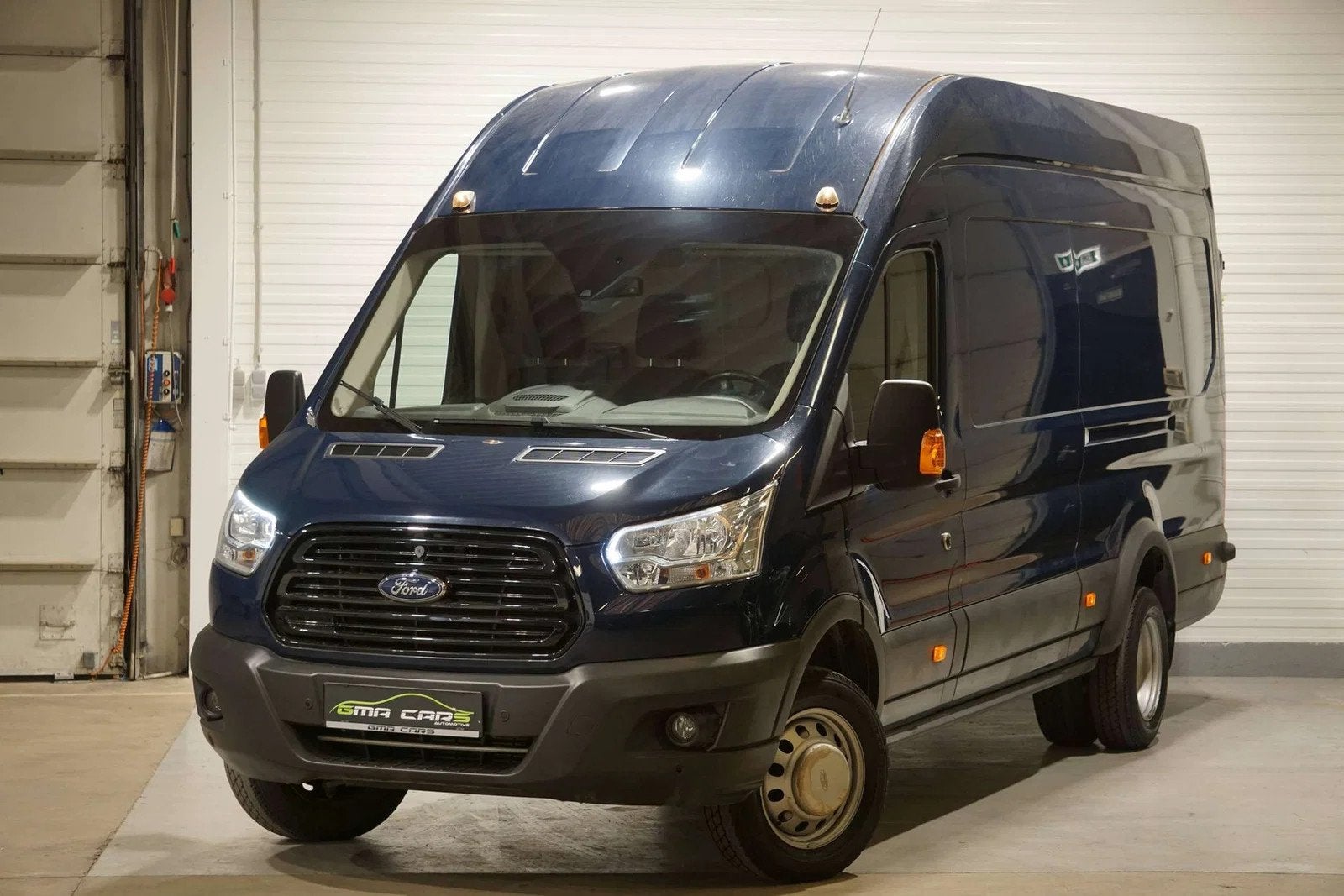Ford Transit 2.0 TDCi L4H3 RWD Airco-Navi-Cam-PDC-Trekhaak-3, Achat, Euro 6, Entreprise, 3 places