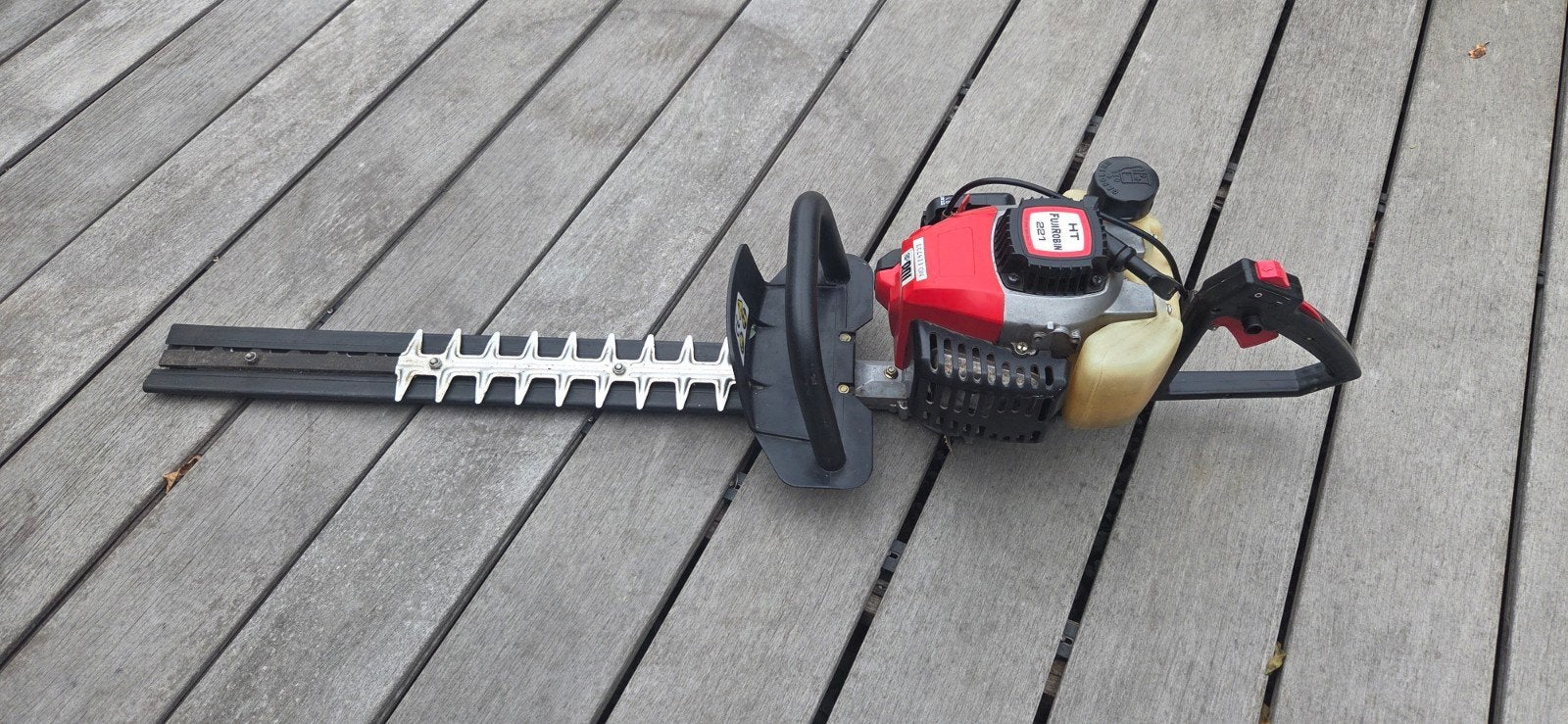 Taille-haieS FUJIROBIN HT221, Tuin en Terras, Heggenscharen, Ophalen, Benzine