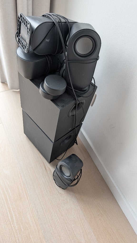 Logitech Z407 Haut-parleurs pour Ordinateur (2 pour prix 1), Enlèvement, Utilisé, Logitech