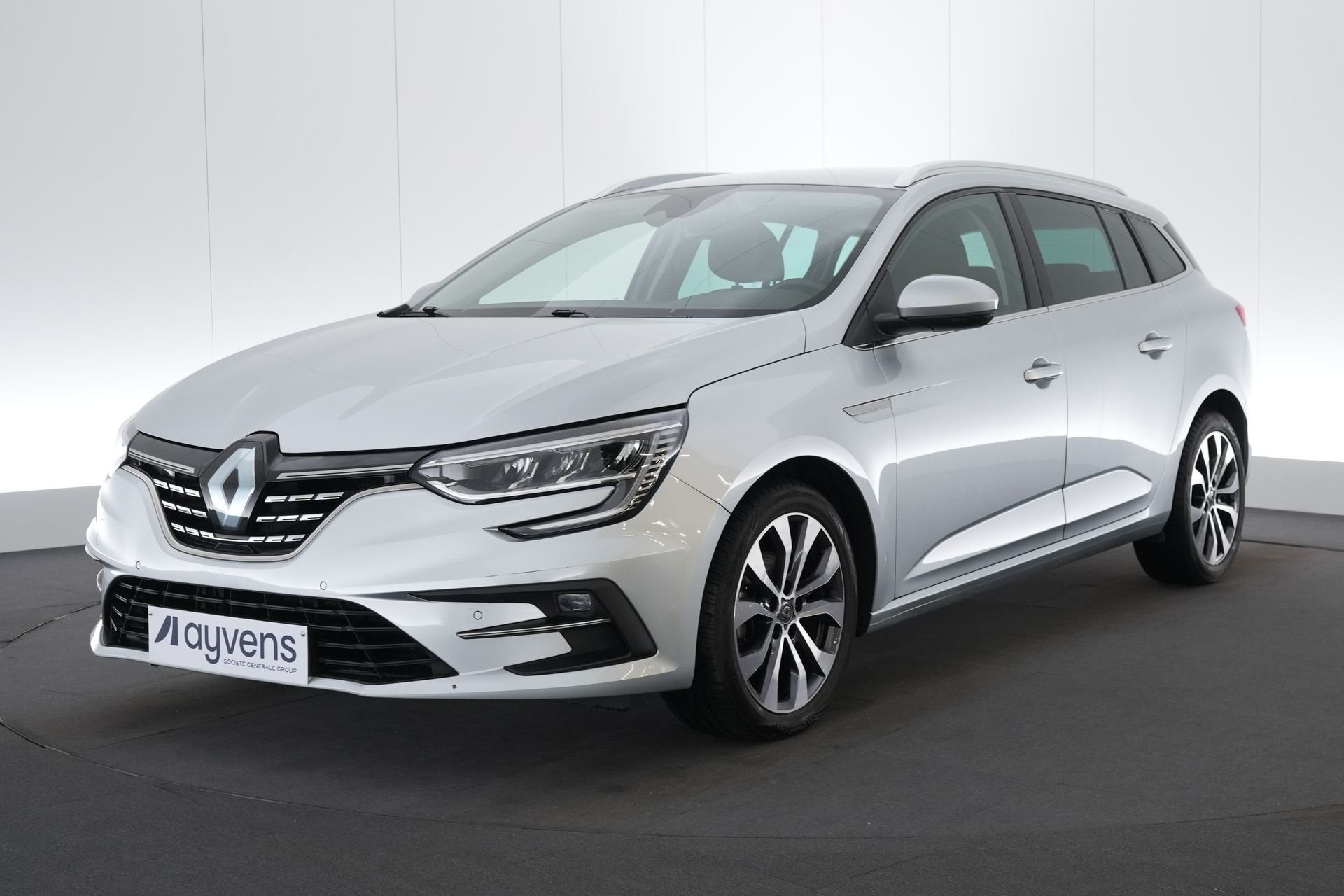 (2DHP298) RENAULT MAu2030GANE GRANDTOUR, Autos, Argent ou Gris, Achat, https://public.car-pass.be/vhr/a2a48289-671b-46af-9e14-561d8cd3c5f5