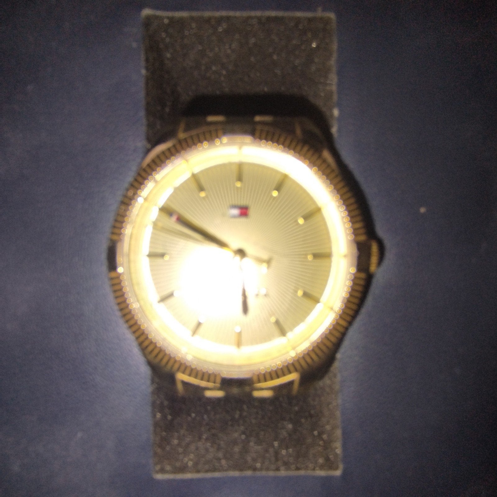 Tommy hilfiger, Bijoux, Sacs & Beauté, Montres | Anciennes | Antiquités, Enlèvement, Acier