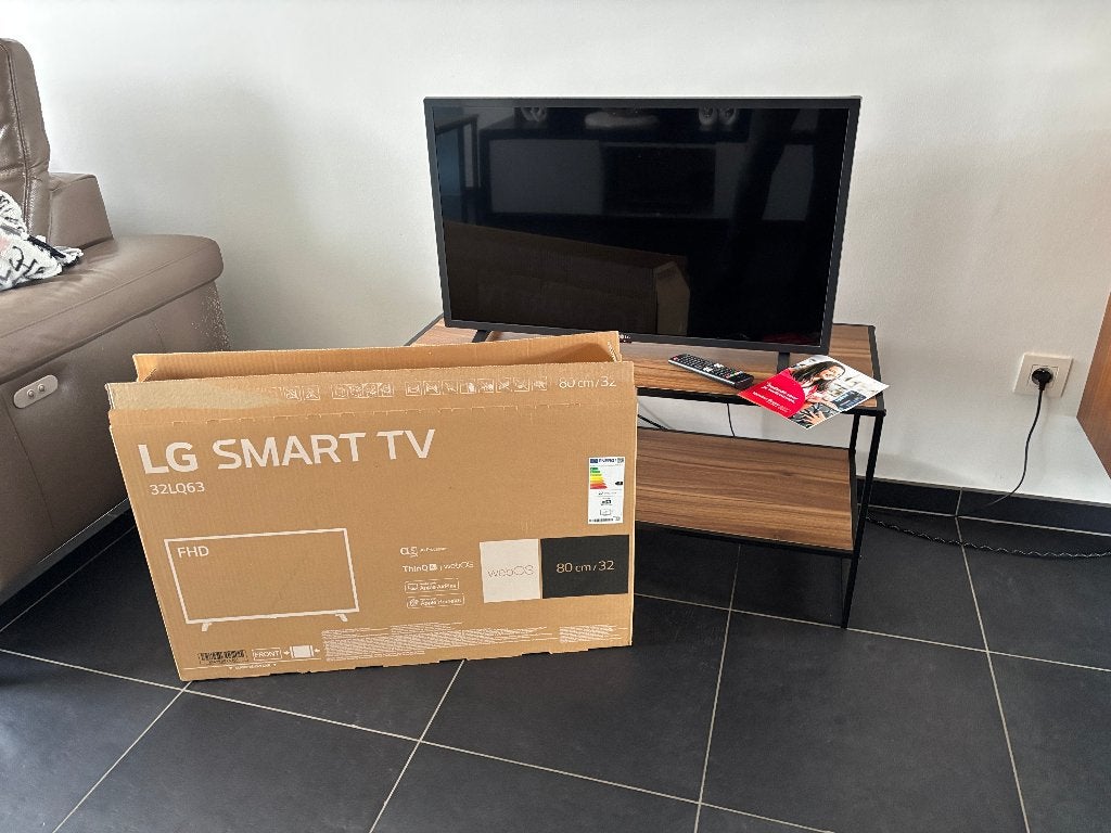 Smart tv LG 32'' met Wifi internet perfecte staat, LED, Enlèvement, 4k (UHD), 80 à 100 cm
