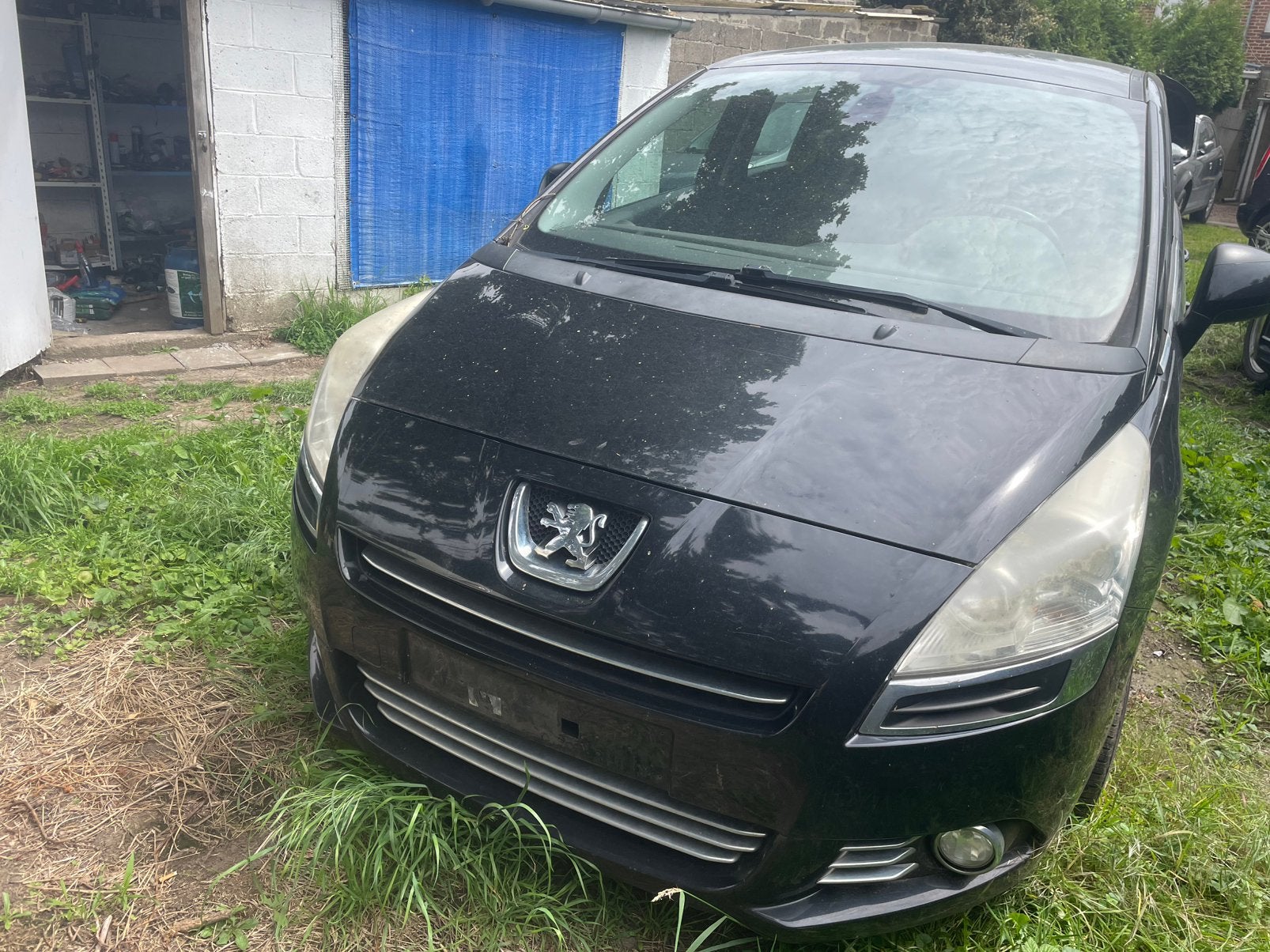 Peugeot 5008, Entreprise, Achat