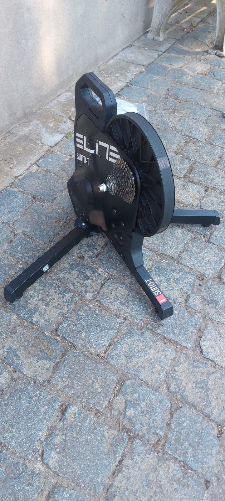 Elite Suito-T direct Drive fietstrainer met cassette, Sports & Fitness, Cyclisme, Utilisé, Autres types, Enlèvement