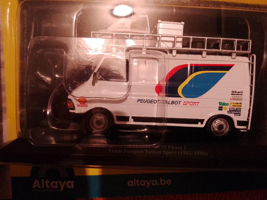 CITROËN C35 Assistance Rallye PEUGEOT Team 1/43 UH IXO NEUF, Ophalen of Verzenden, Nieuw, Auto, Universal Hobbies