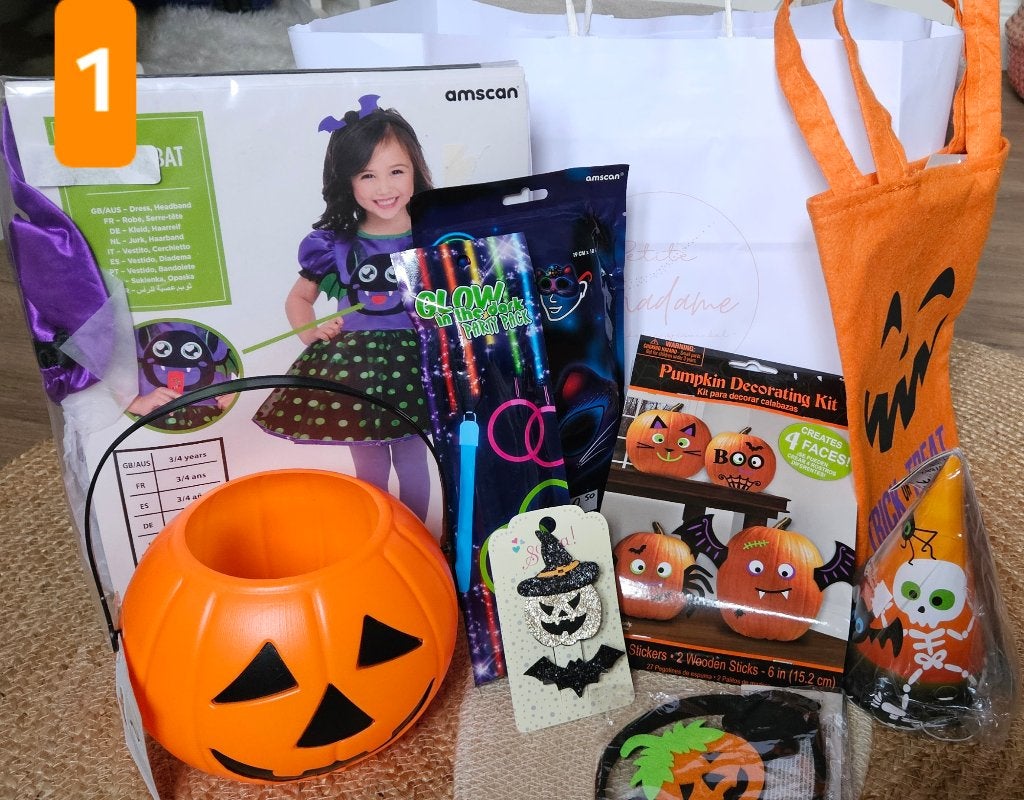 Halloweenpakket - stopzetting webshop, Enlèvement ou Envoi, Neuf, Fille