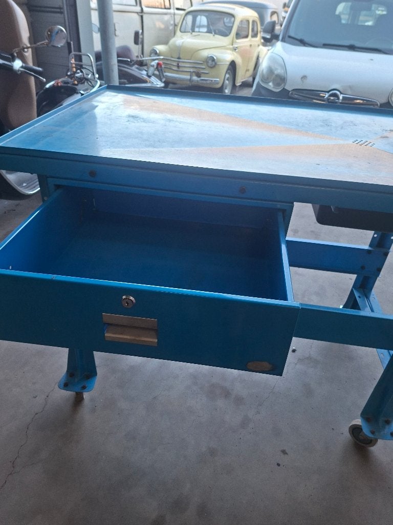 MONTAGETAFEL DATONA, Ophalen, Zo goed als nieuw
