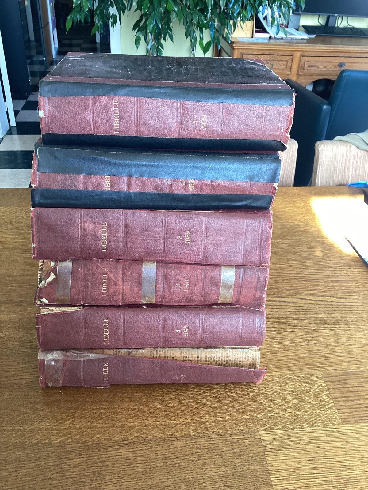 Unieke partij ingebonden jaargangen Libelle 1939-1942, Livres, Enlèvement, Utilisé, Magazine féminins