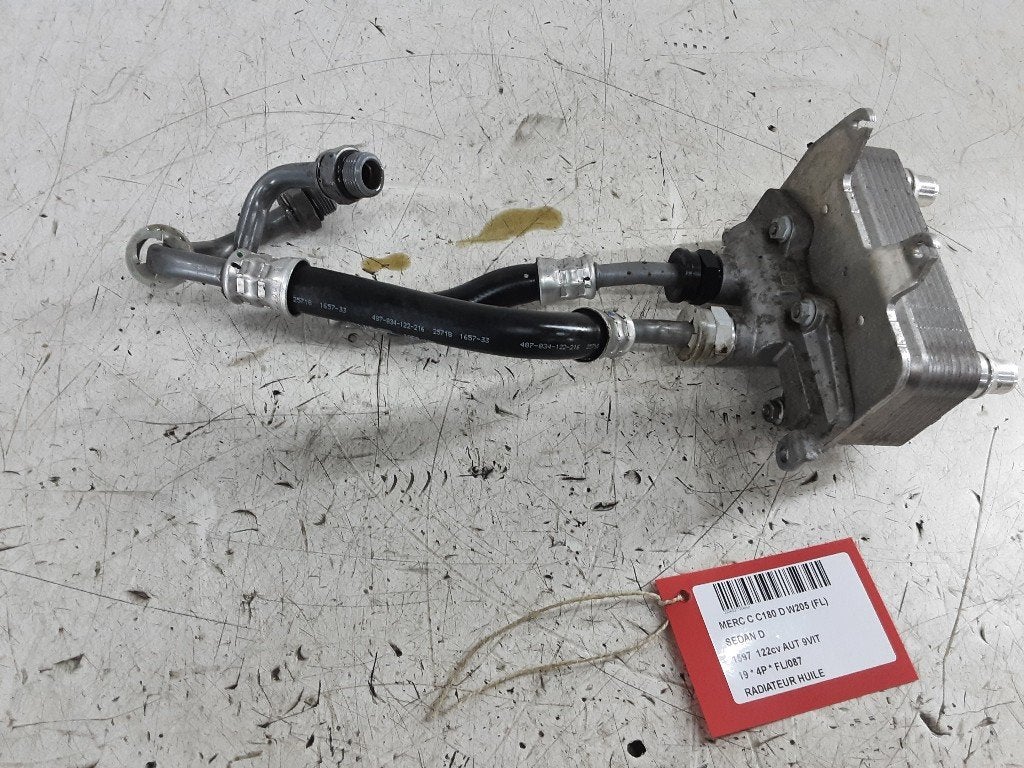 OLIEKOELER Mercedes-Benz C (W205) (A0995006300), Gebruikt, Mercedes-Benz, Mevr. I. Hauben, Rue de l'Espoir 34 34
4030  GRIVEGNÉE, BE