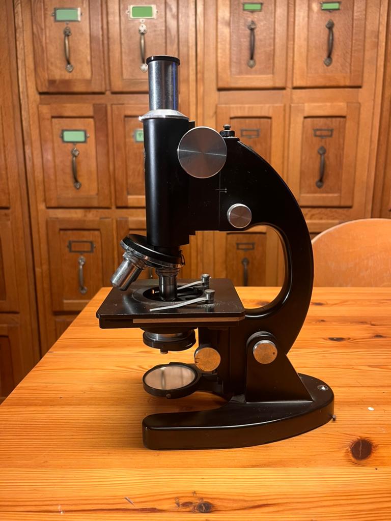 Microscoop retro OIP GAND, Audio, Tv en Foto, Optische apparatuur | Microscopen, Ophalen, Zo goed als nieuw, 1000x of meer