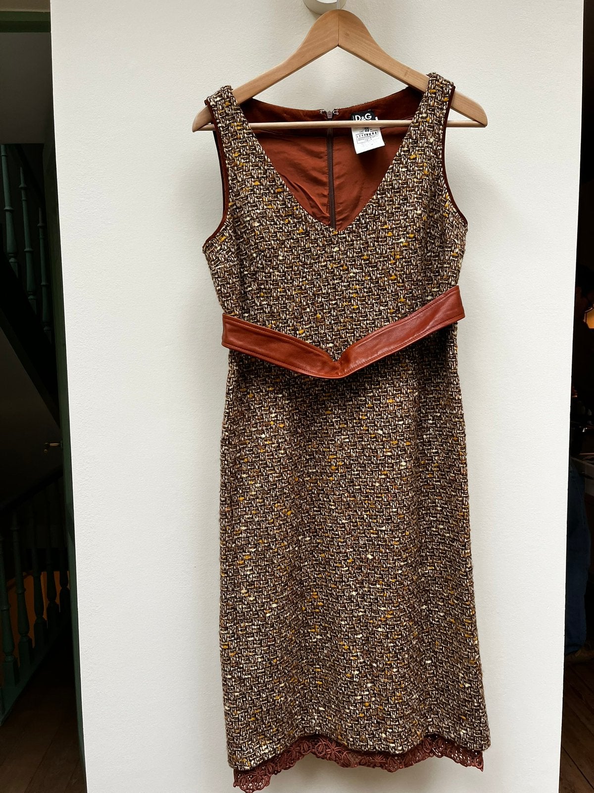 robe dolce & gabana, Vêtements | Femmes, Taille 38/40 (M), Enlèvement ou Envoi, Comme neuf, Brun