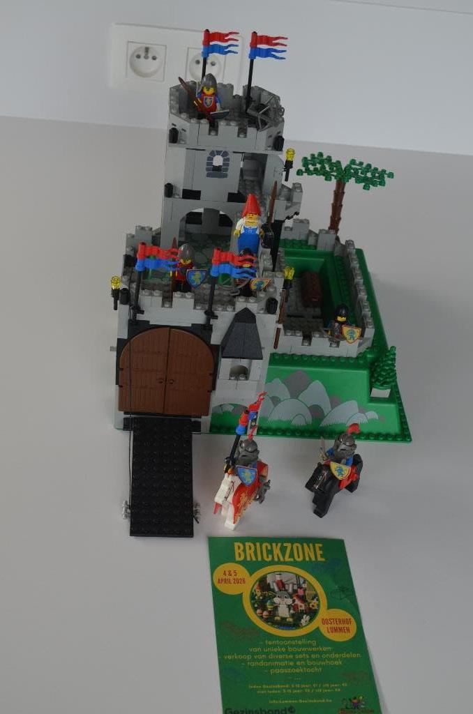 Lego: nr.6081 Kings Mountain Fortress., Kinderen en Baby's, Speelgoed | Duplo en Lego, Ophalen of Verzenden, Zo goed als nieuw