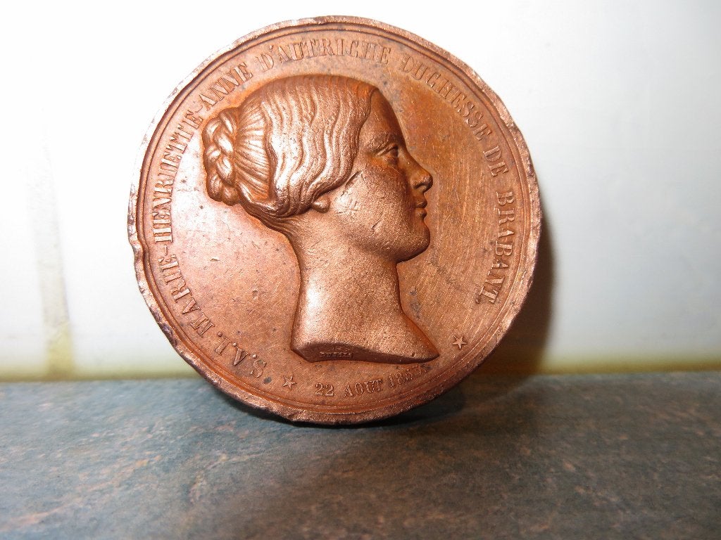 officiële herdenkingspenning    Leopold II  Marie Henriette., Enlèvement ou Envoi, Autres matériaux