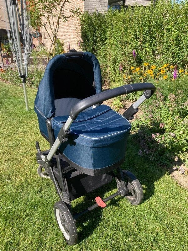 Thule sleek twin buggy / kinderwagen - voor 1 of 2 kinderen., Kinderen en Baby's, Gebruikt, Duowagen, Ophalen, Kinderwagen