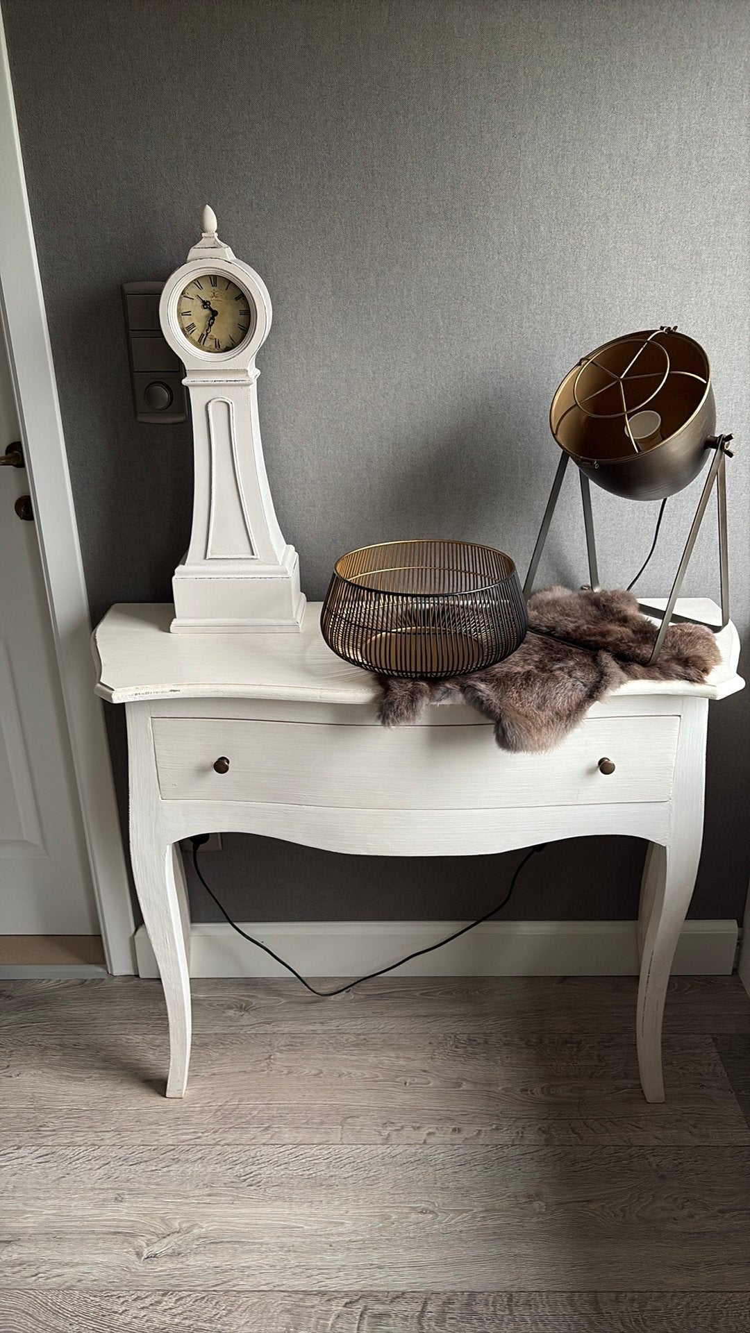 Sidetables met eventueel decoratie, Ophalen, Zo goed als nieuw