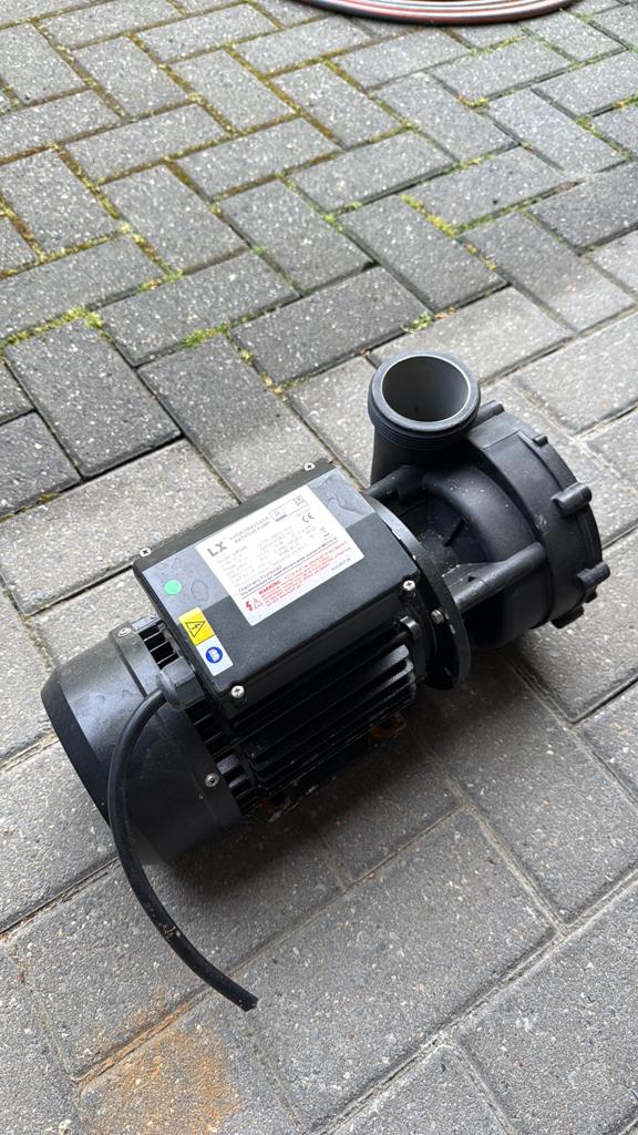 Jacuzzi pomp -motor, Tuin en Terras, Ophalen, Zo goed als nieuw