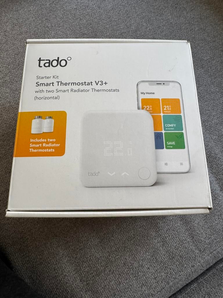 Tado themostaat met 4 verwarming knoppen doubl compleet Set, Ophalen, Slimme thermostaat, Zo goed als nieuw