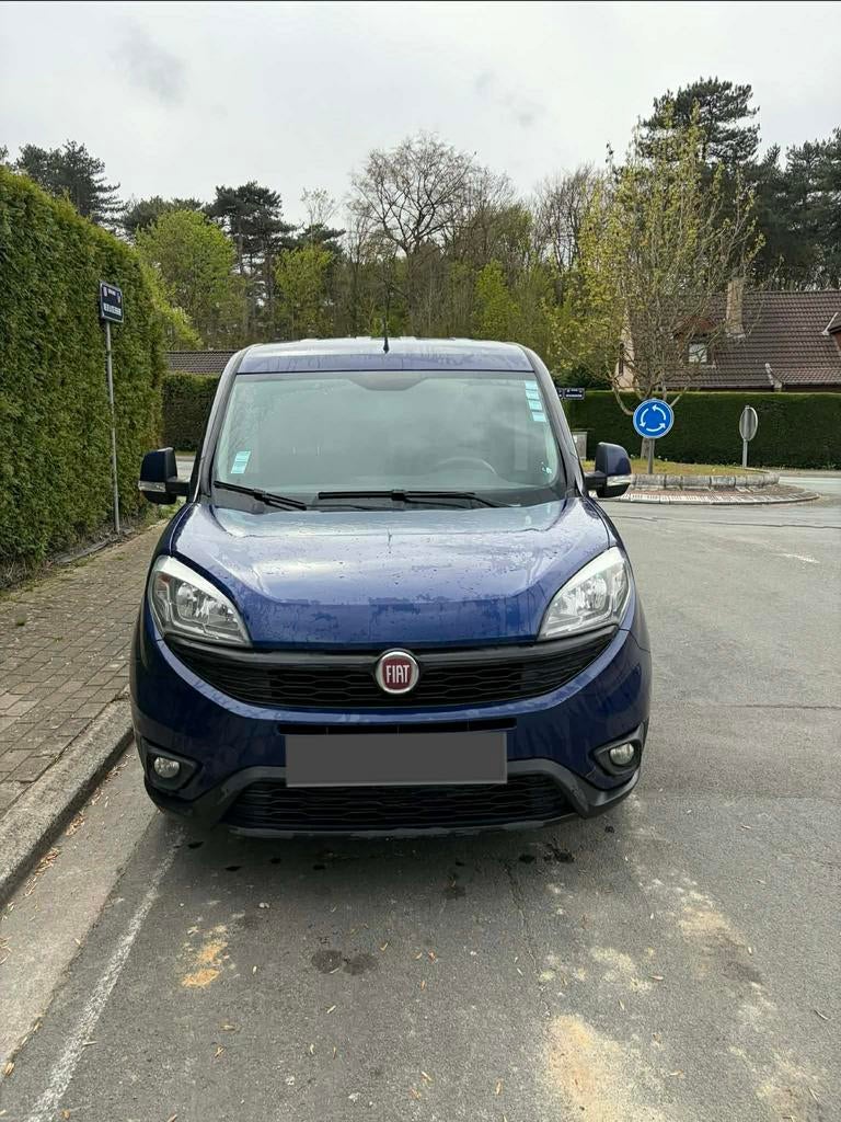 Fiat Doblo 1.3 diesel prêt à immatriculer, Autos, Camionnettes & Utilitaires, Achat, Entreprise, 3 places, Boîte manuelle