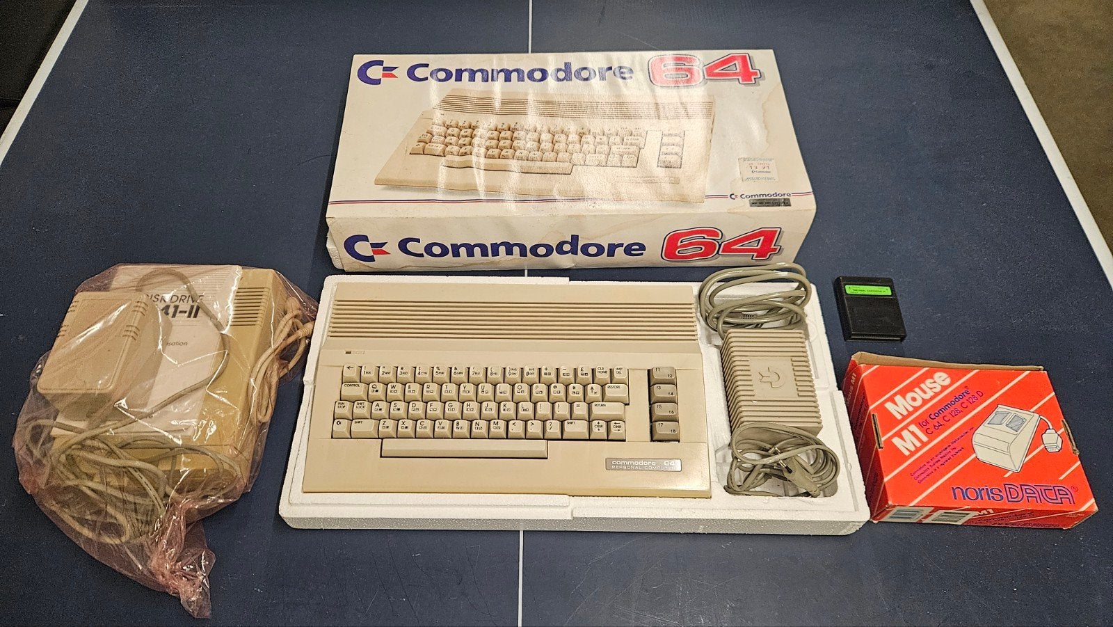 Commodore 64 complet avec boîte, lecteur de disque et souris, Informatique & Logiciels, Enlèvement ou Envoi, Commodore 64