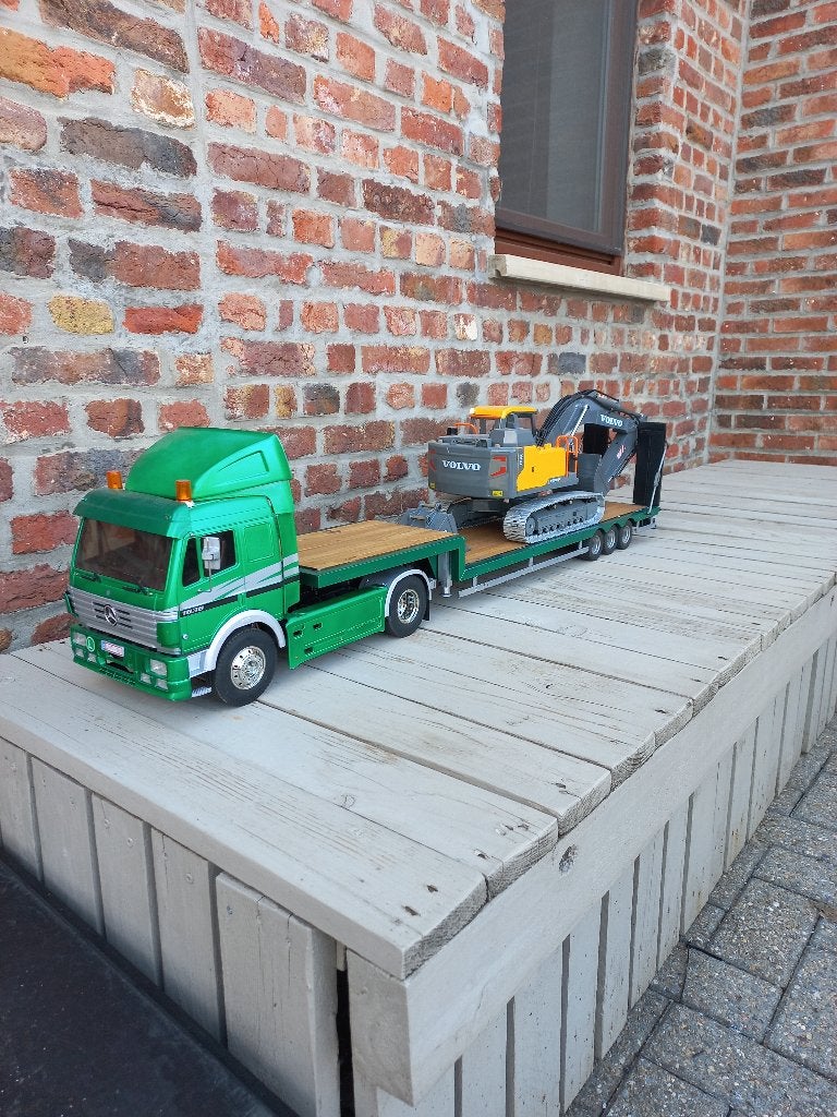 RC Truck + trailer + kraan 1/14, Ophalen, Gebruikt, Groter dan 1:32, Truck