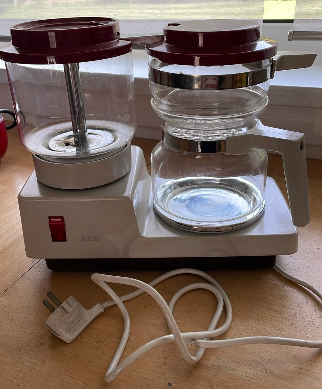 Aeg koffiezetapparaat, Elektronische apparatuur, Koffiezetapparaten, Koffiemachine, Gemalen koffie, Zo goed als nieuw, 4 tot 10 kopjes