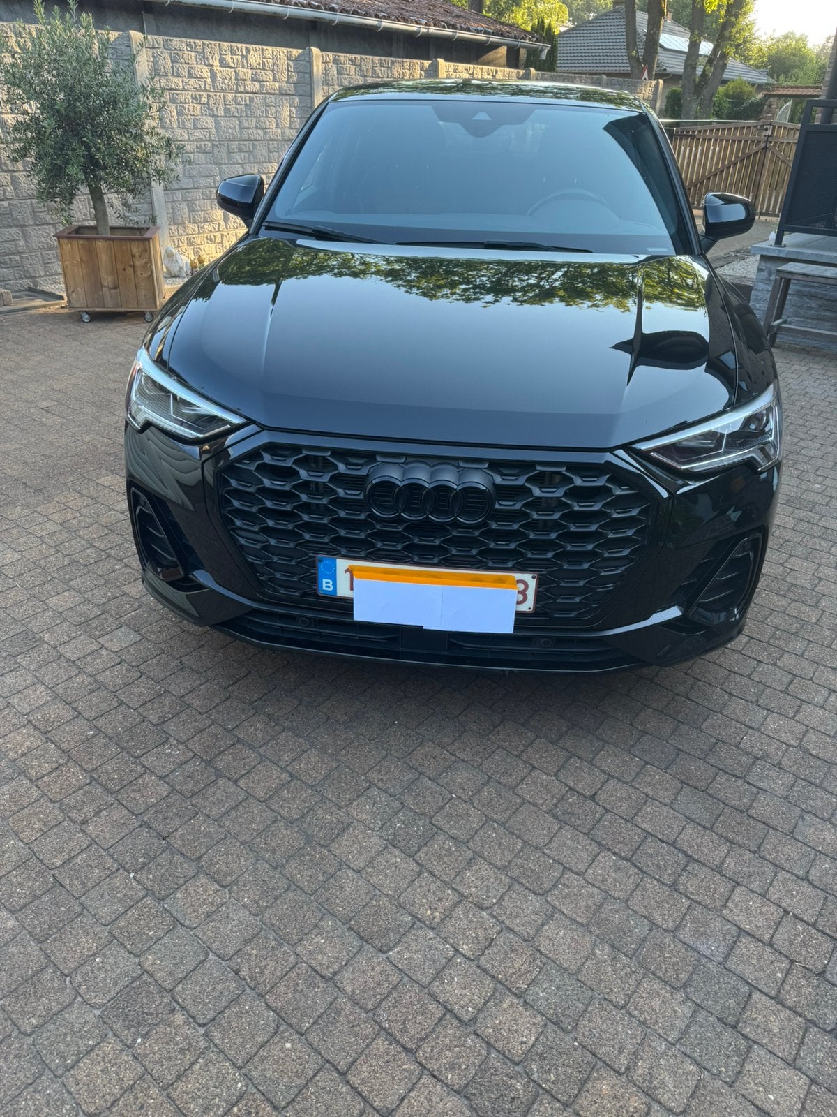 Audi q 3 sportback tfsi 35 s-line, Auto's, Audi, 4 cilinders, 2000 kg, Zwart, Leder