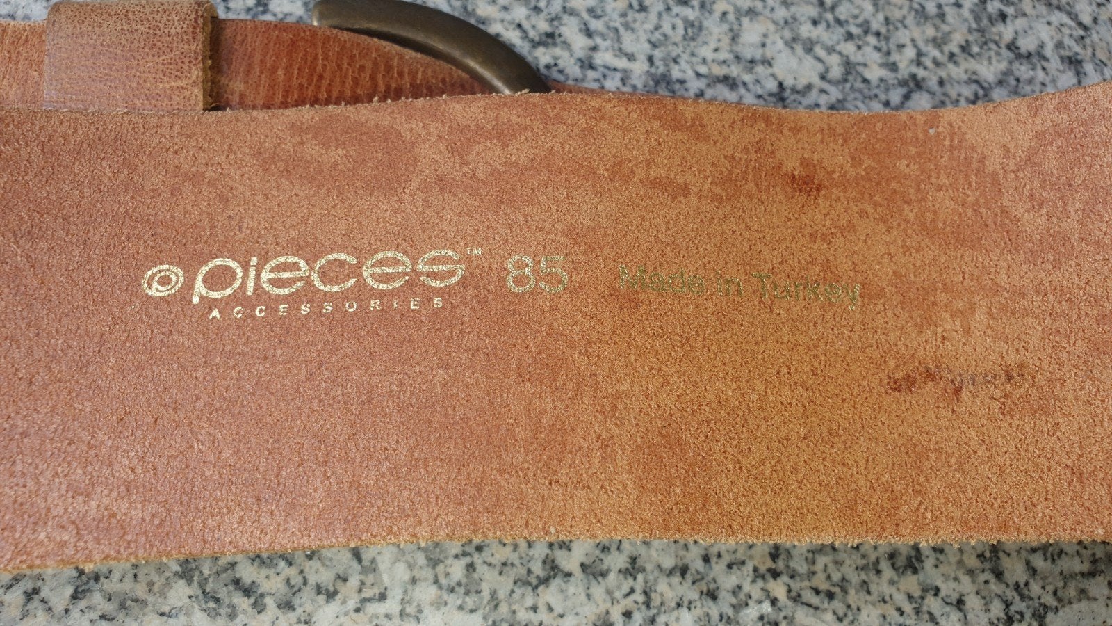 riem leder, Ophalen