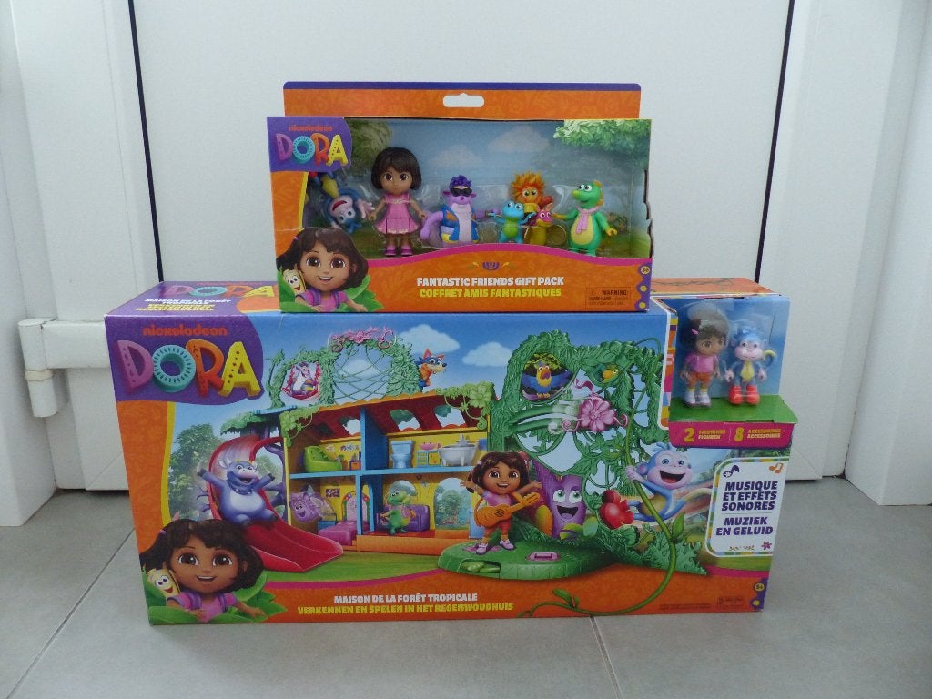 Dora The Explorer poppenhuis + figurenset, Ophalen of Verzenden, Zo goed als nieuw, Poppenhuis