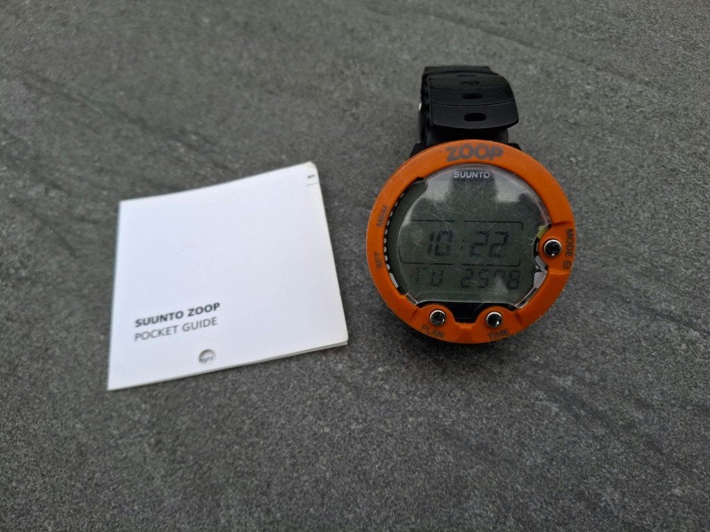 Suunto Zoop duikcomputer – oranje, Ophalen, Gebruikt, Duikcomputer