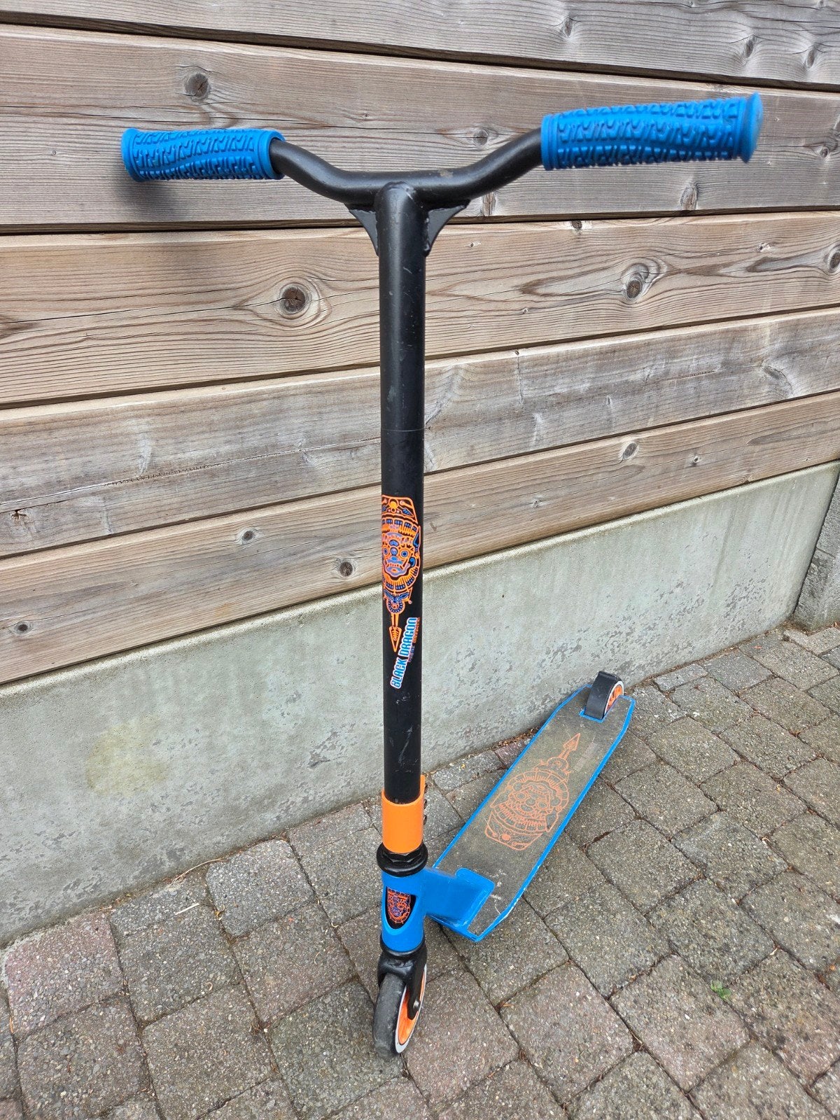 Stuntstep Black Dragon, Fietsen en Brommers, Steps, Ophalen