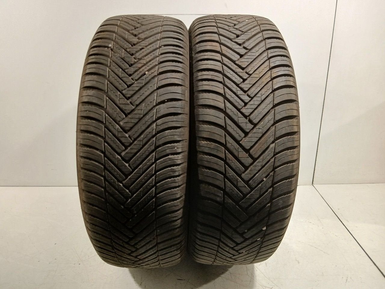 Bandenset 2 stuks 4-Seizoenen 205 55 R16, Auto-onderdelen, Banden en Velgen, Onderdelen@venauto.nl, Van der Ven Autorecycling B.V.