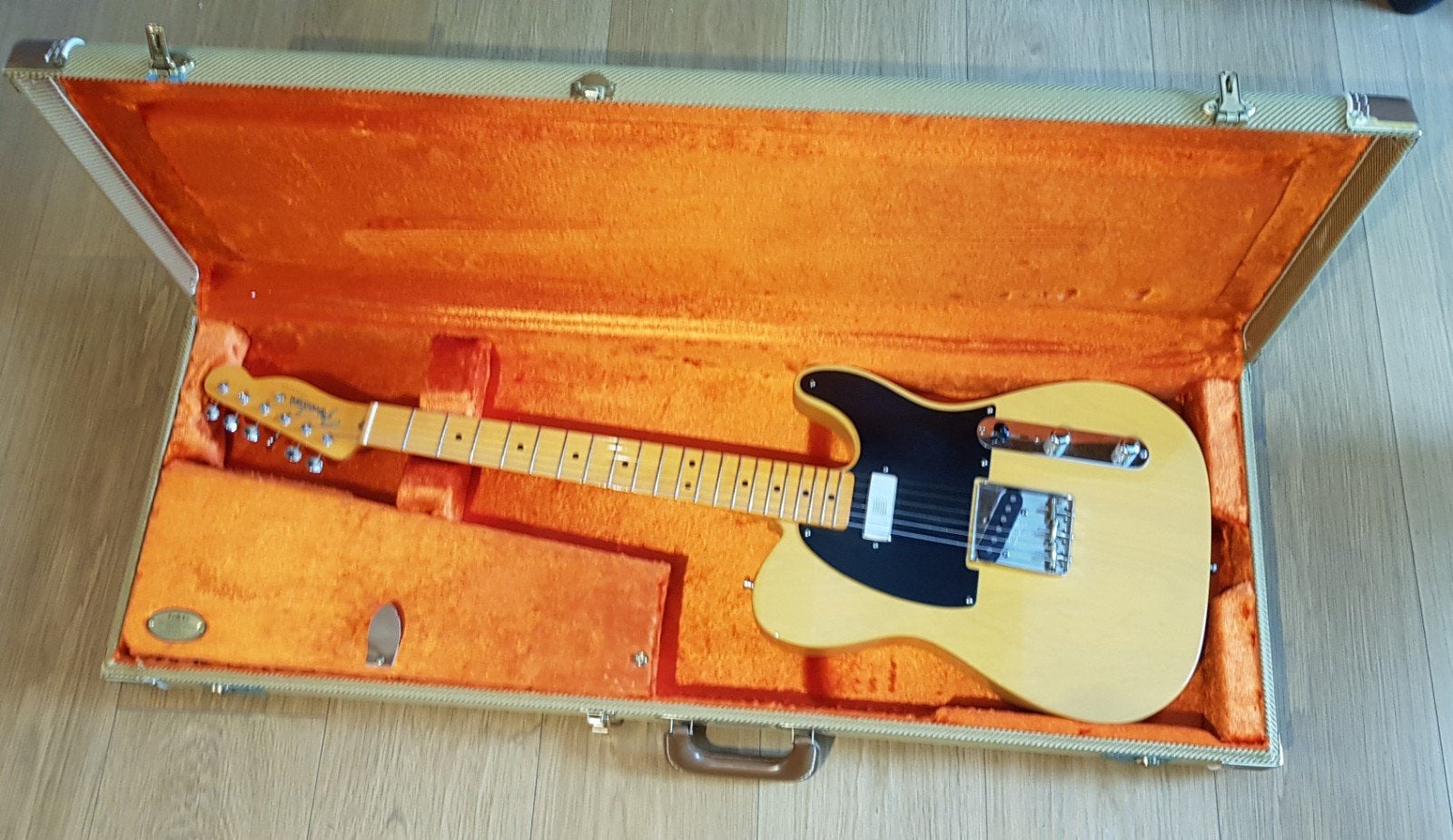 Telecaster Fender Hot Rod 52, Muziek en Instrumenten, Ophalen, Zo goed als nieuw, Elektrisch