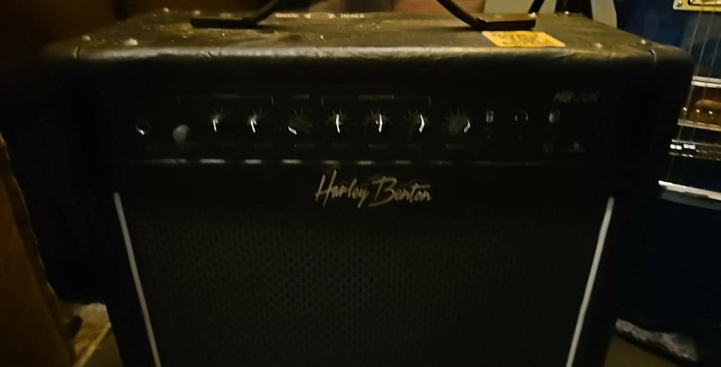 Gitaarvertserker Harley Benton HB-20R, Muziek en Instrumenten, Ophalen, Zo goed als nieuw, Gitaar, Minder dan 50 watt