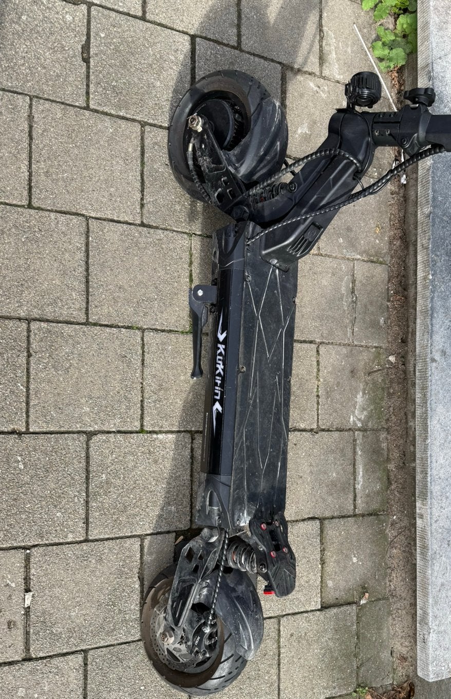 Kukirin G2 Master full custom, Fietsen en Brommers, Ophalen, Zo goed als nieuw, Elektrische step (E-scooter)
