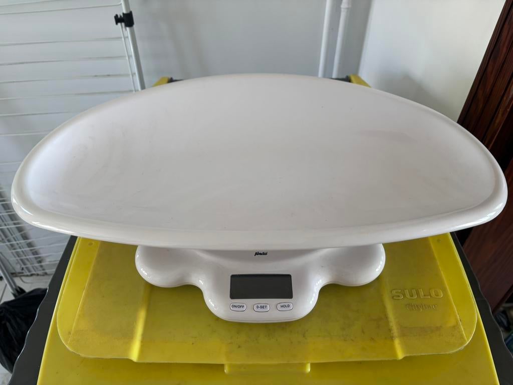 Alecto elektronische babyweegschaal - 5 g precisie, Kinderen en Baby's, Ophalen of Verzenden, Zo goed als nieuw