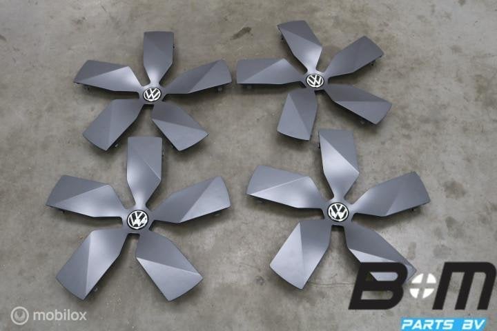 Set naafkappen voor 20 inch VW Tiguan 4 571601169A, Gebruikt, Band(en)