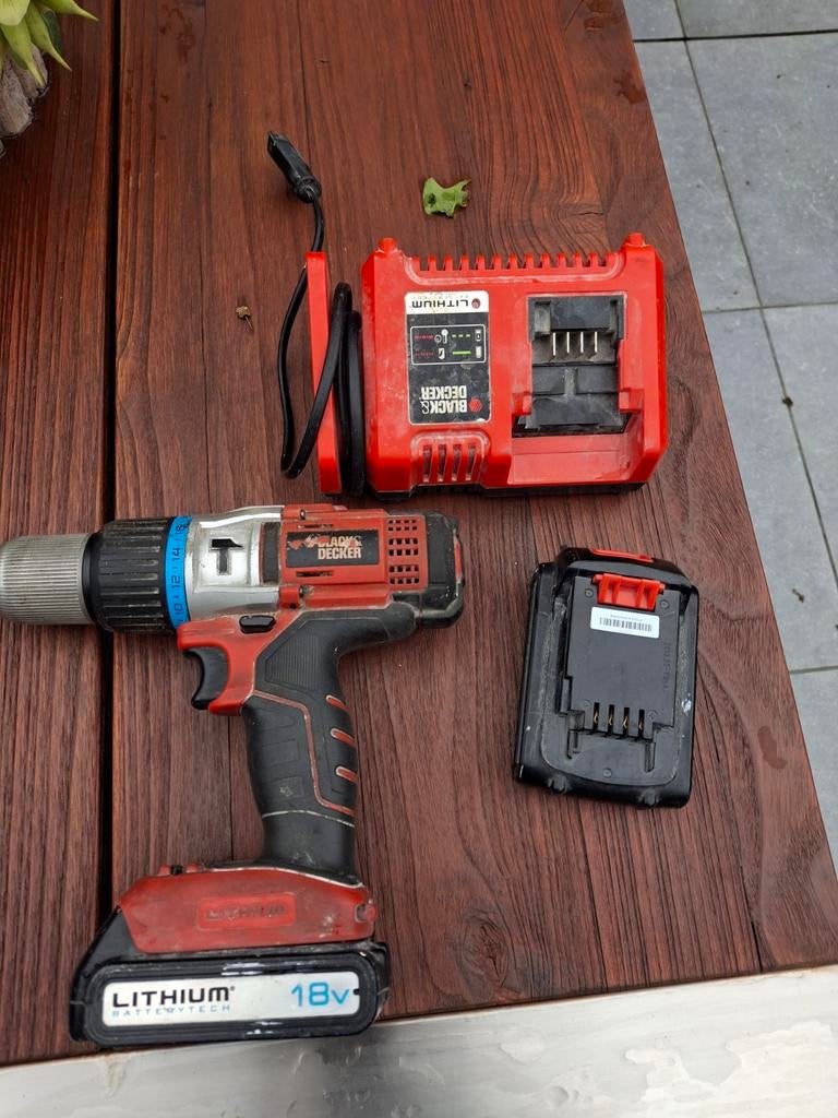 Black n decker 18 volt lithium vijsmachine 2 batt en lader, Ophalen, Boormachine
